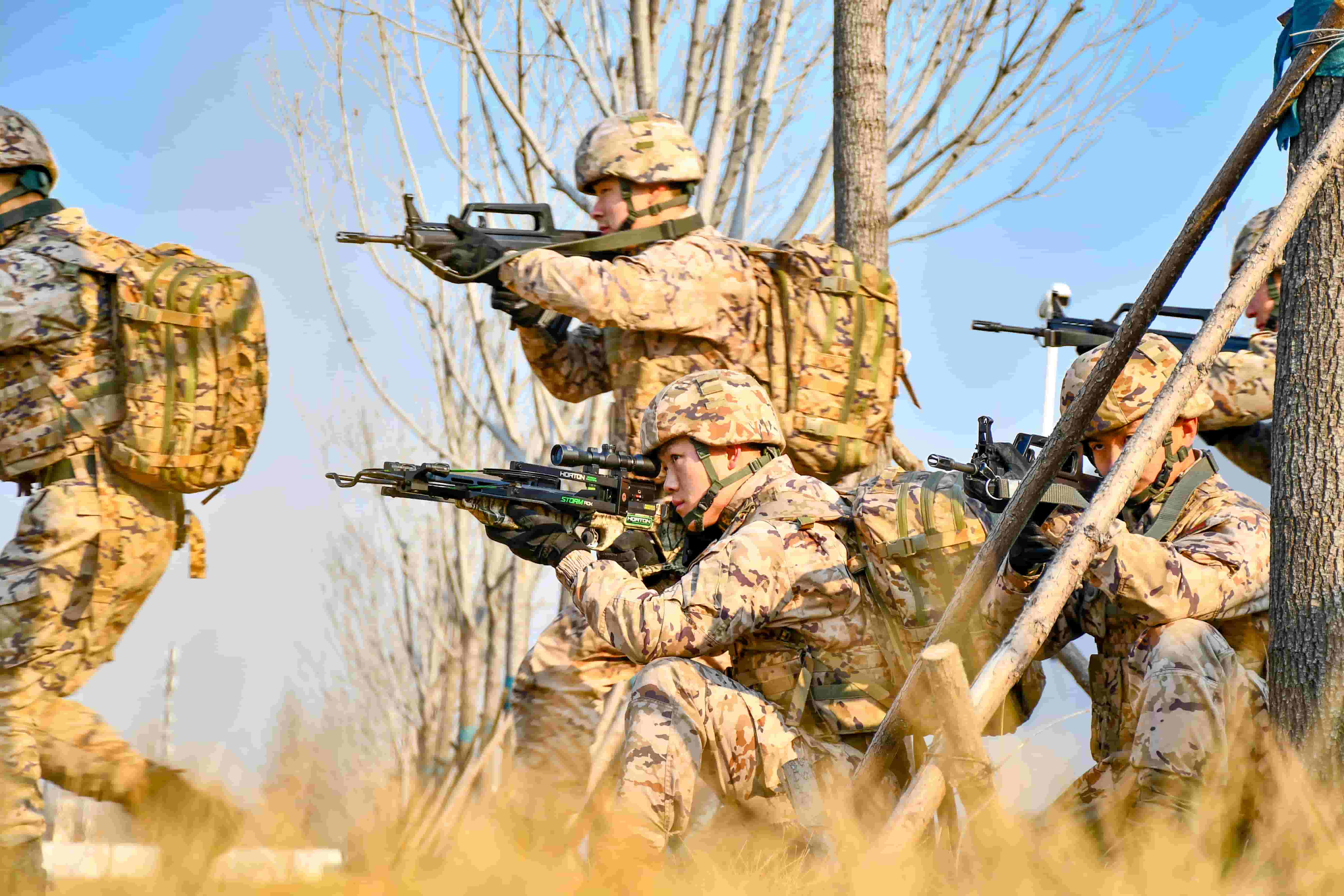 3武警天津总队执勤一支队官兵迅速切换状态,以昂扬姿态全面投入新年度工作训练。王良 摄.jpg