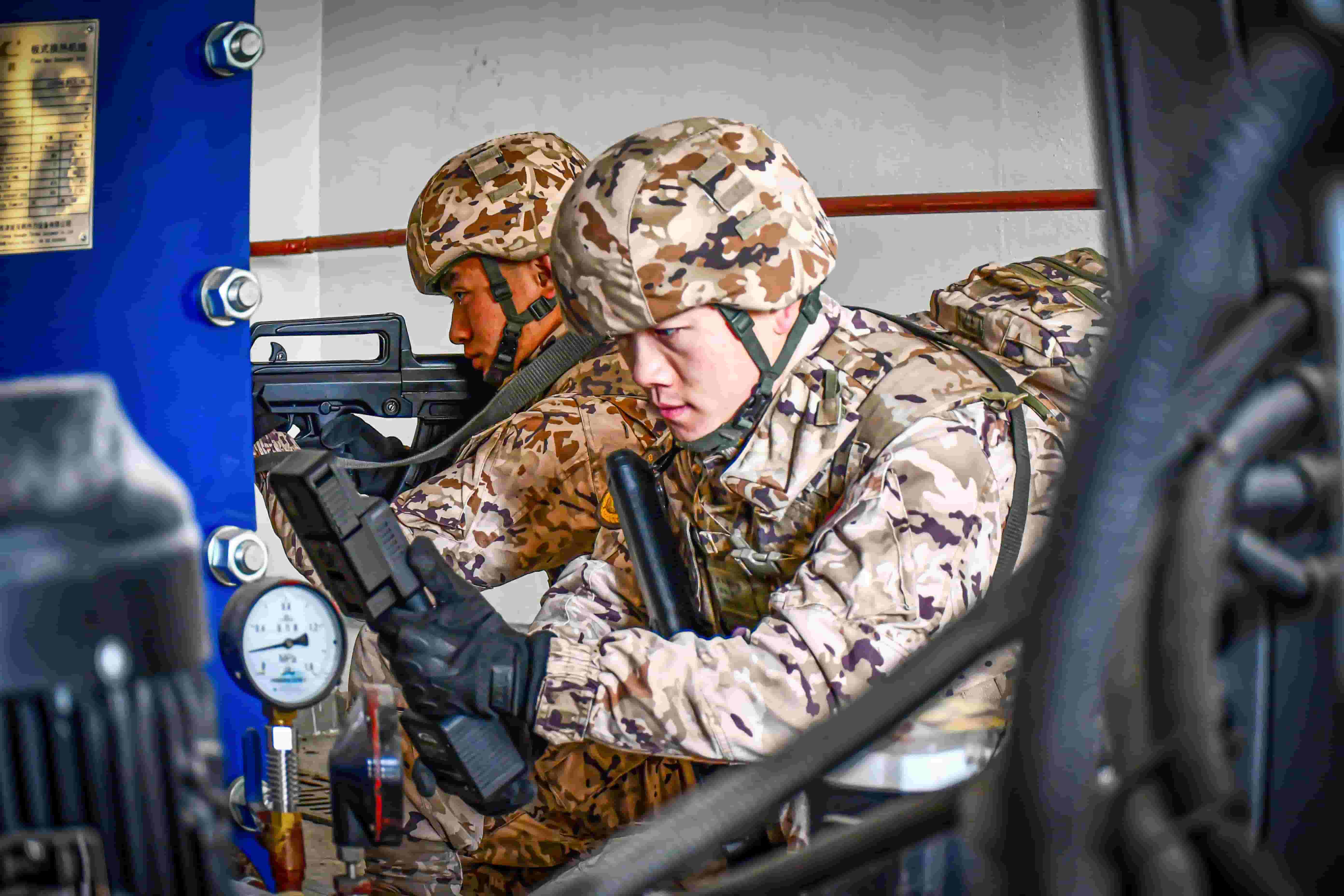 9武警天津总队执勤一支队官兵迅速切换状态,以昂扬姿态全面投入新年度工作训练。王良 摄.jpg